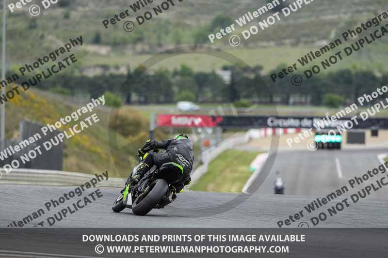 cadwell no limits trackday;cadwell park;cadwell park photographs;cadwell trackday photographs;enduro digital images;event digital images;eventdigitalimages;navarra;no limits trackdays;peter wileman photography;racing digital images;trackday digital images;trackday photos